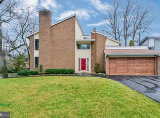 6408 Woodsong Ct, Mc Lean, VA 22101