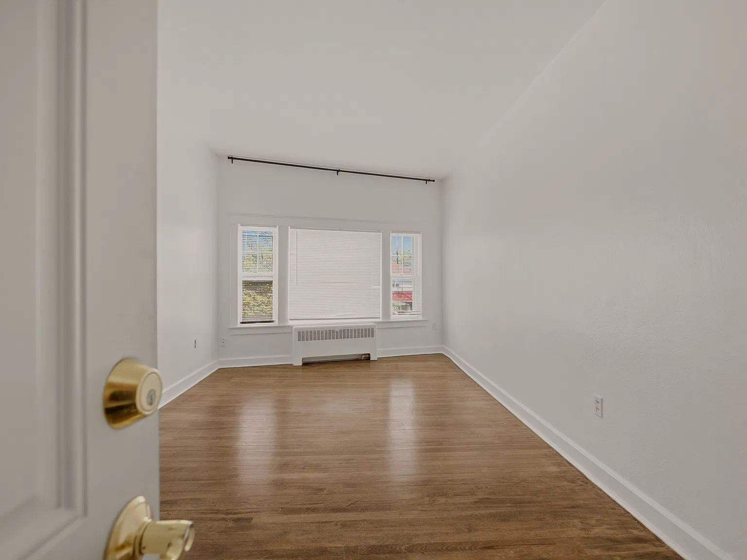 1 bed, 525 sqft, $1,875 — Photo 2