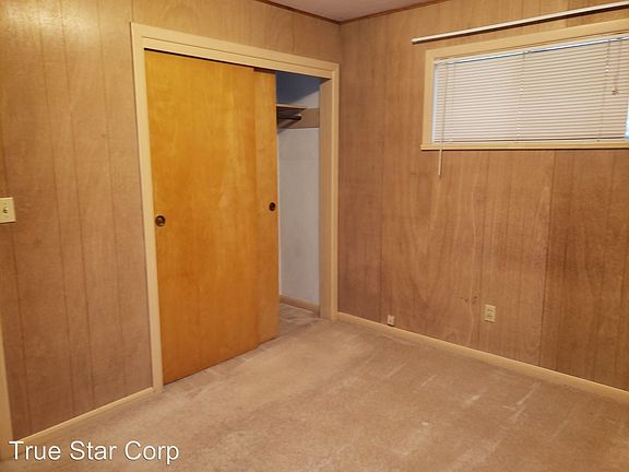 5th image of 210 Martha St