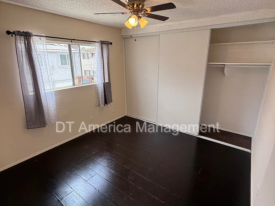 4221 Van Dyke Ave #7