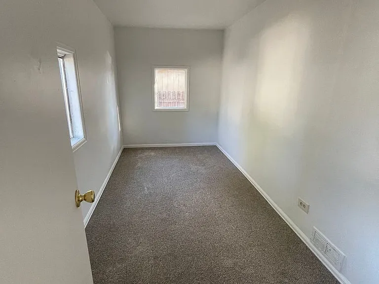 706 Railroad Ave #1 — Photo 11