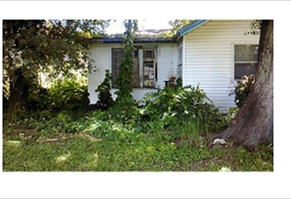 2nd image of 320 W Mariana Ave
