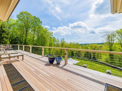 165 Bennington Lane, Hartford, VT, 05047