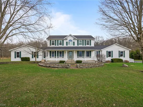 3670 Grafton Rd, Leetonia, OH 44431
