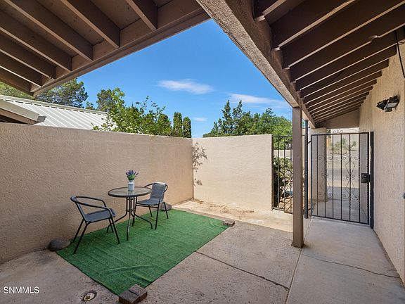 3rd image of 3208 Hillrise Dr