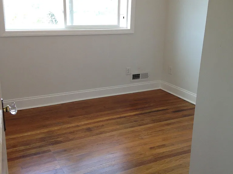 348 Waitman St — Photo 16