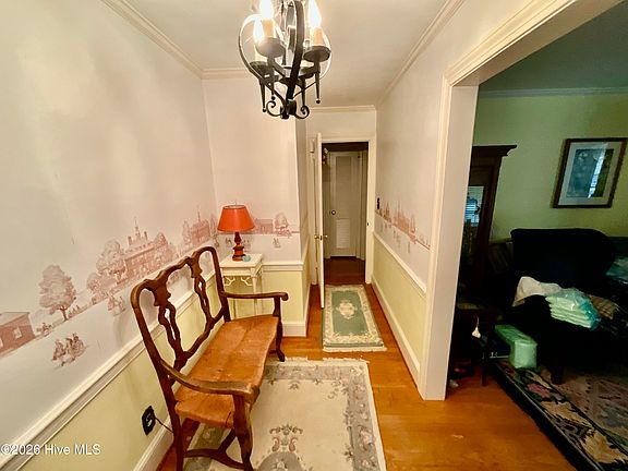 3rd image of 1703 Englewood Drive