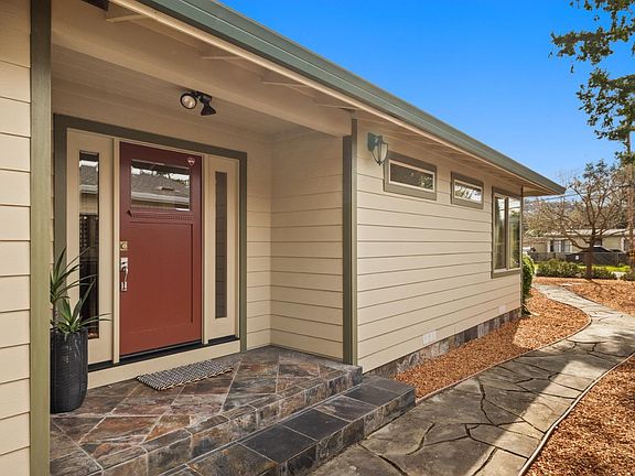 2nd image of 16 Washington Avenue