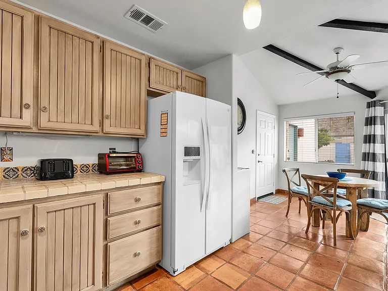 52420 Avenida Juarez — Photo 11