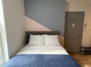 308 E 52nd St APT 1, New York, NY 10022