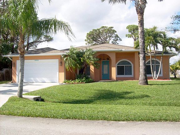2nd image of 1802 SE Camilo St