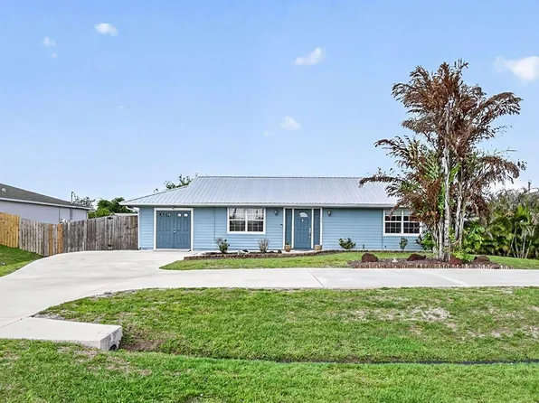 1146 SW Del Rio Boulevard, Port St Lucie, FL 34953