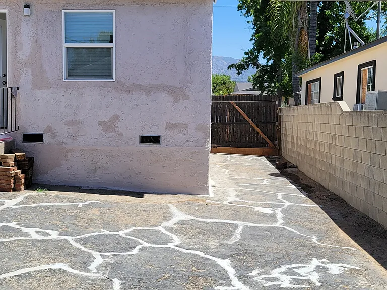 driveway to garage