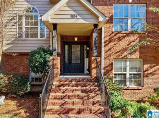 1104 Sequoia Trl, Alabaster, AL 35007