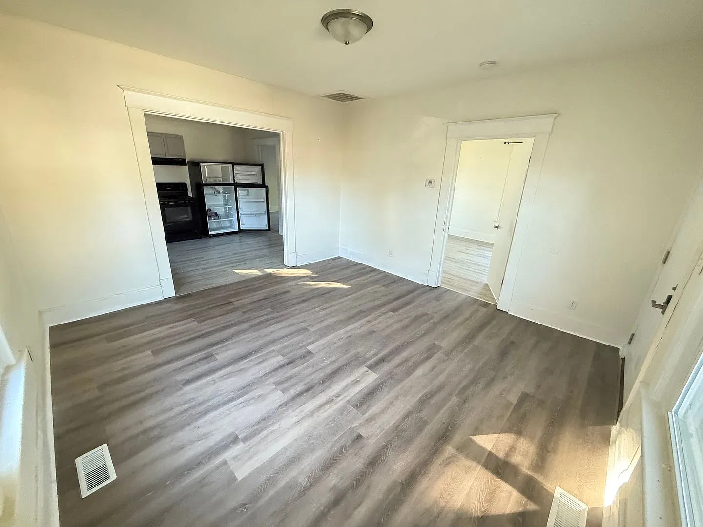 3 Bed 1 Bath Springfield, MO — Photo 4