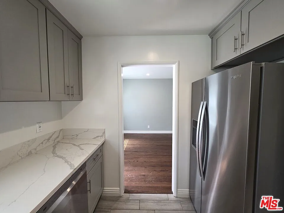 1 bed, 1.0 bath, 720 sqft, $2,500 — Photo 3