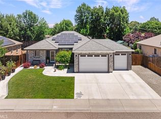 1475 Carl Ct, Red Bluff, CA 96080