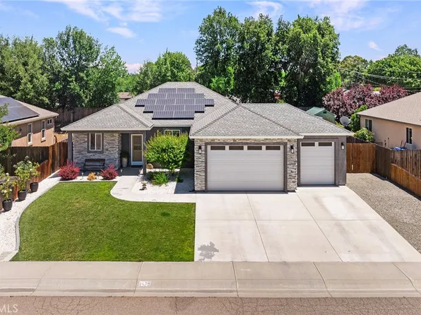 1475 Carl Ct, Red Bluff, CA 96080