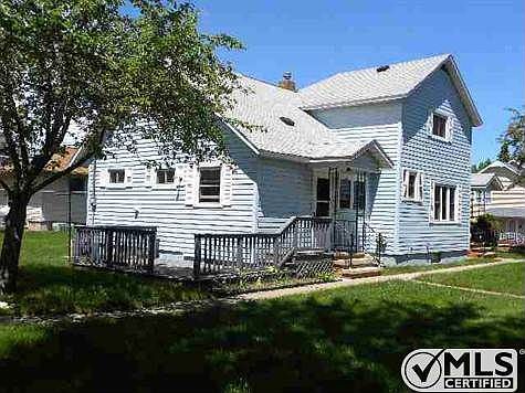 1st image of 303 W D St