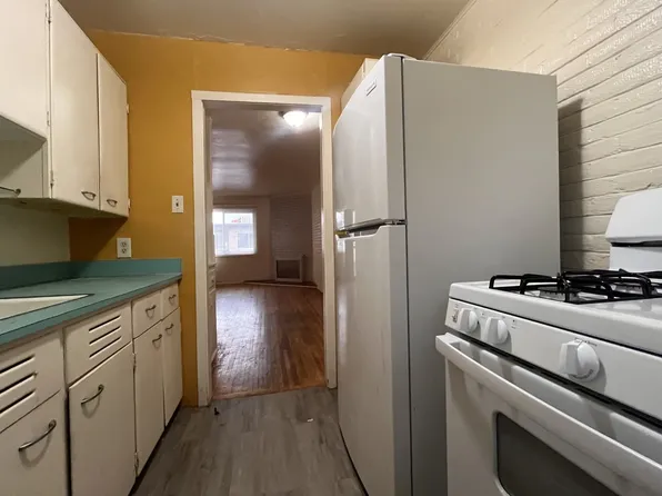Charming Nob Hill 1BD and 2BD Available