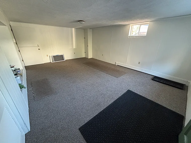 657 Main St — Photo 10