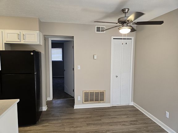 4th image of 4202 Breckenridge Ln #37