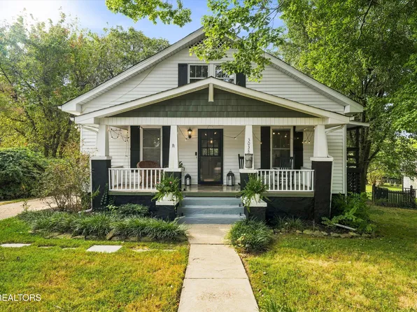 3038 Conner Dr, Knoxville, TN 37918