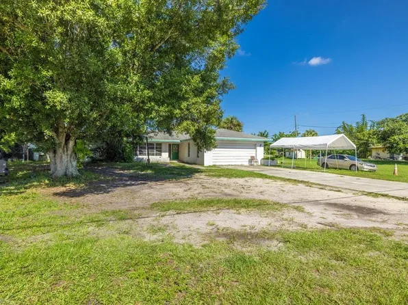 6785 Yarberry LN, NAPLES, FL 34109