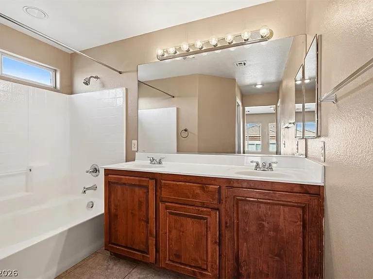 9520 Color Rock Ct — Photo 14