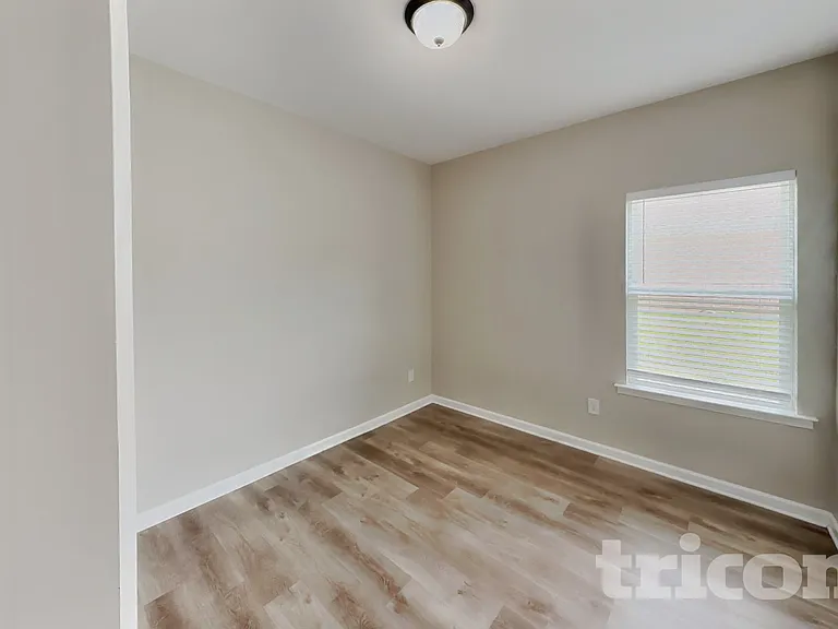 820 Mesa Verde Pl — Photo 15