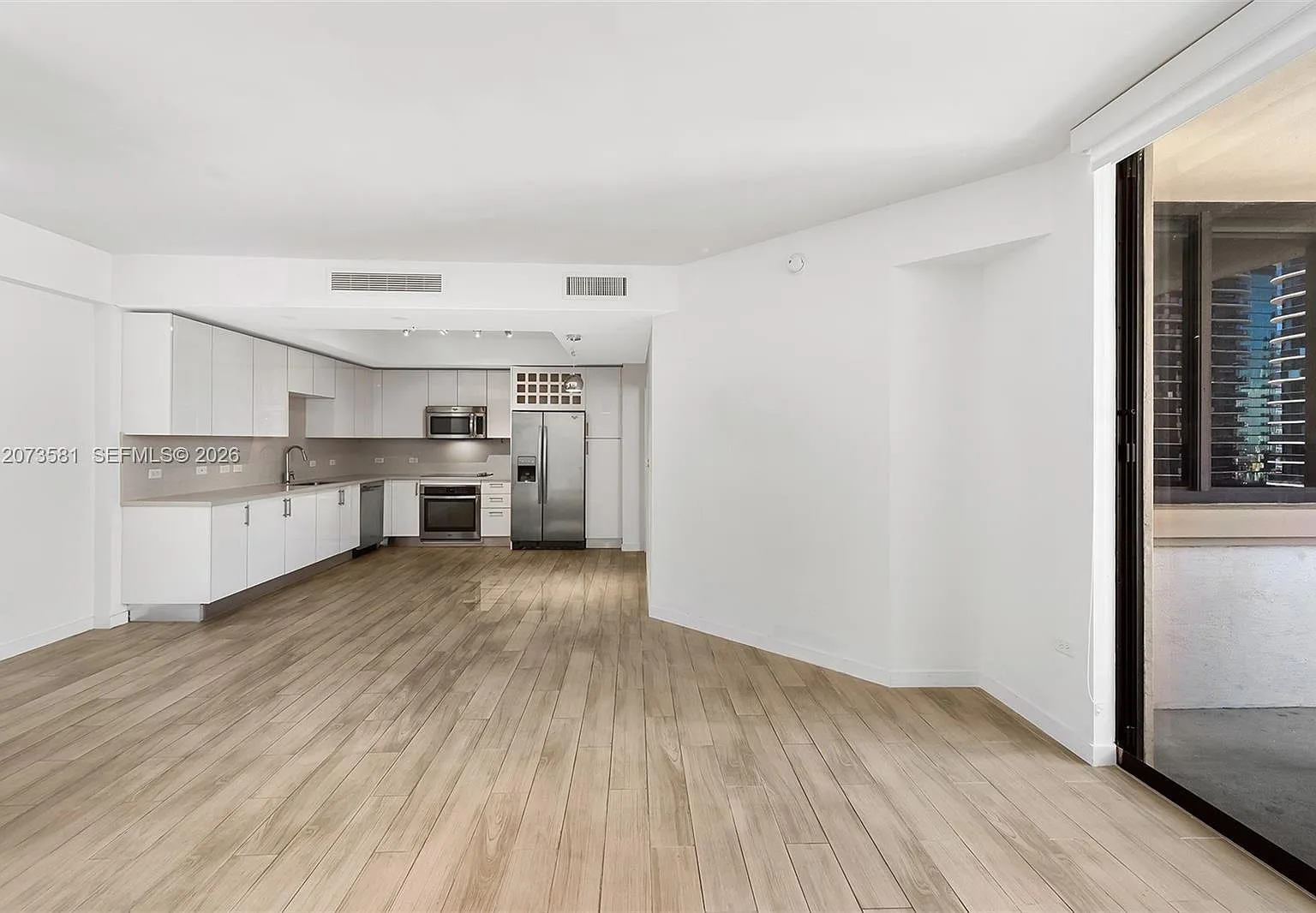 1 bed, 760 sqft, $3,200 — Photo 1