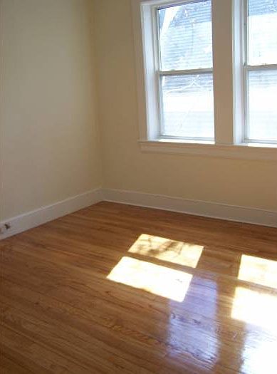 left bedroom empty view