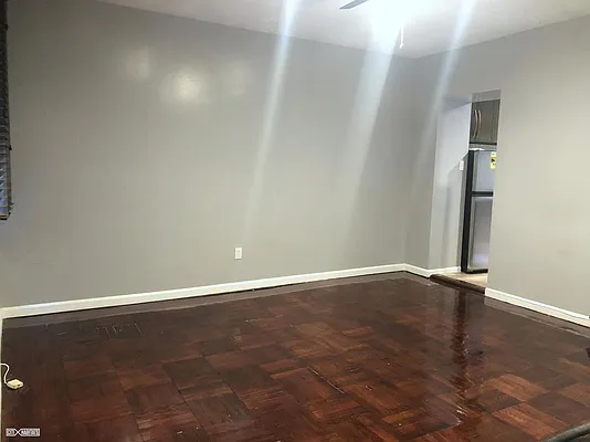 Rented by Bond New York | media 38