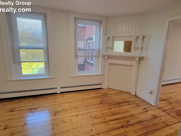 9 Putnam St APT 2R, Somerville, MA 02143