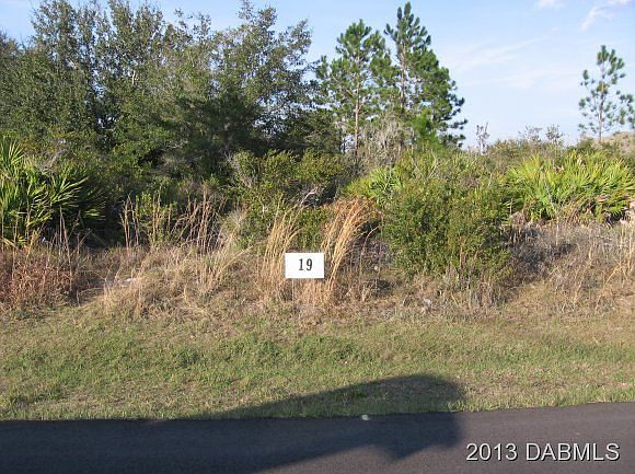 2nd image of 19 Louvet Ln
