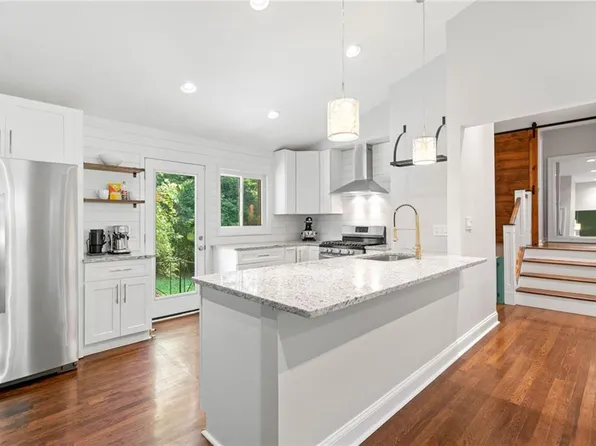 481 Meadowbrook Dr SE, Marietta, GA 30067