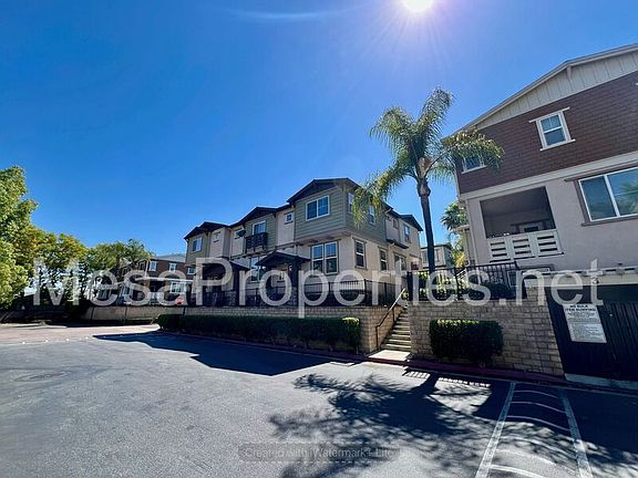 3rd image of 1449 Cobblestone Ln
