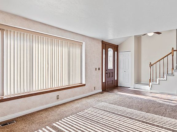 5th image of 1072 W Fairhaven Cir