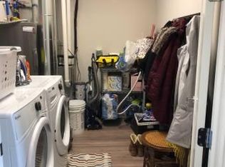2056 N Riverboat Rd APT 309, Milwaukee, WI 53212