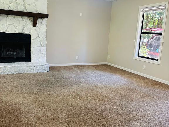 5th image of 154 Little Brook Dr
