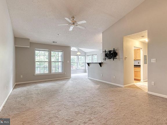 3rd image of 2406 Autumn Harvest Ct Unit 303