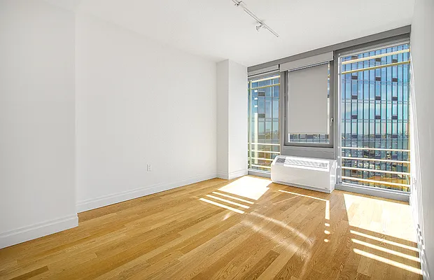 Rented by Mirador Real Estate | media 8