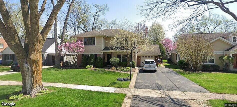 1st image of 21 Mohawk Dr