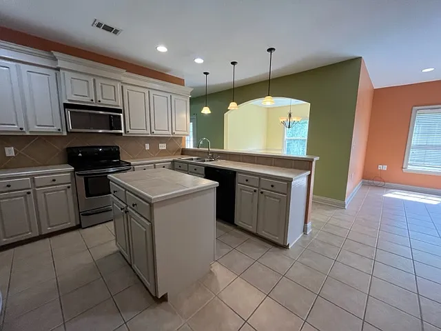 22 Sunline Dr — Photo 10