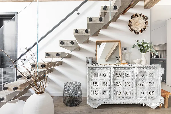 Rented by The Agency | media 24