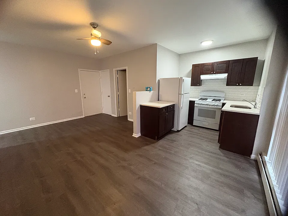 6450 S Kenwood Ave #304