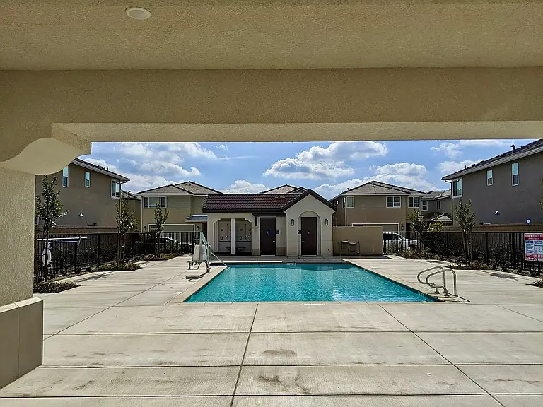 1950 Kelly Ln — Photo 20