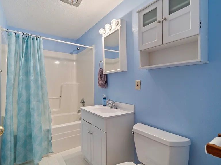 1233 Nehalem Ave — Photo 11