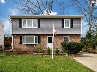 71 Franklin St #A, Tenafly, NJ 07670
