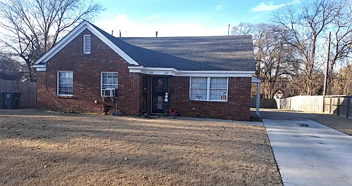 1115 Garland St Photo 1